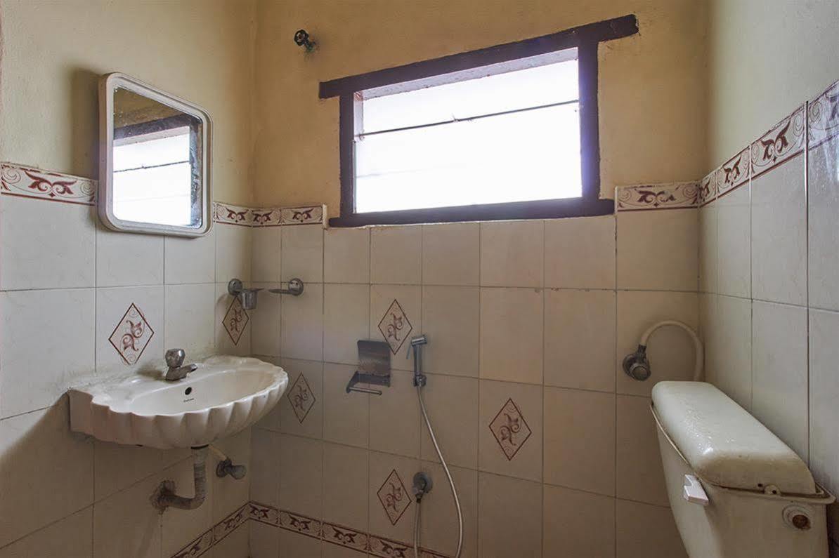 Hotel Sri Sai Krupa Hajdarabad Zewnętrze zdjęcie